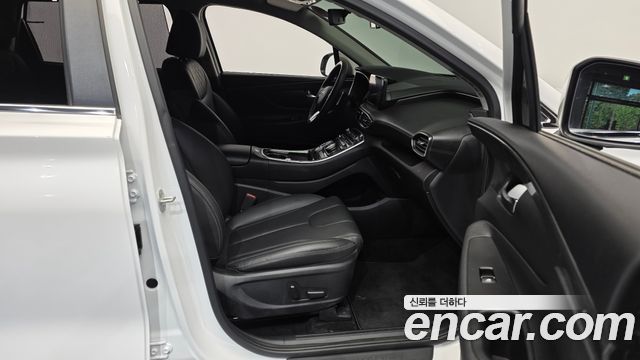 Hyundai Santafe 2023 — photo 11
