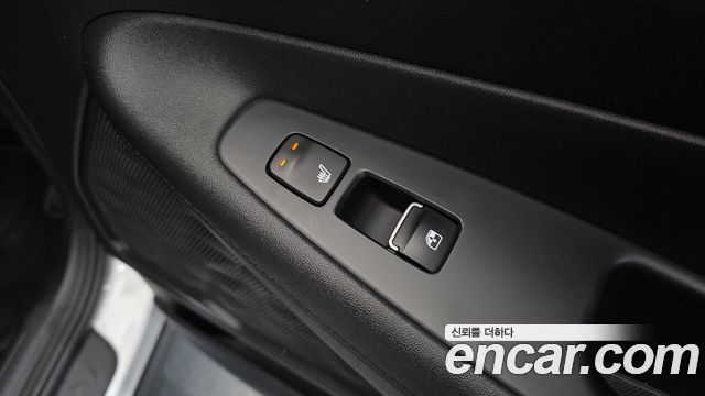Hyundai Santafe 2023 — photo 19