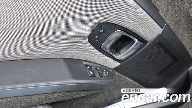 BMW i3 2018 — photo 28