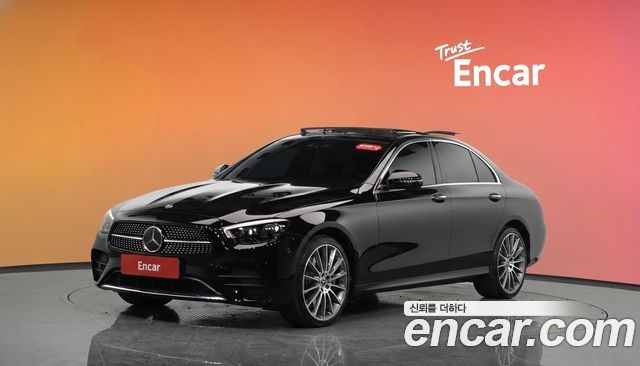 Mercedes-Benz E-Class 2022 — photo 1