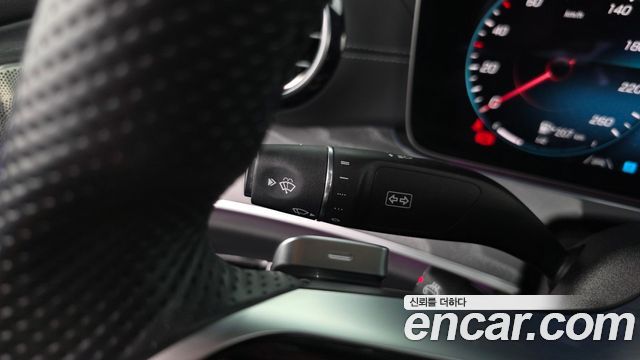 Mercedes-Benz E-Class 2022 — photo 37