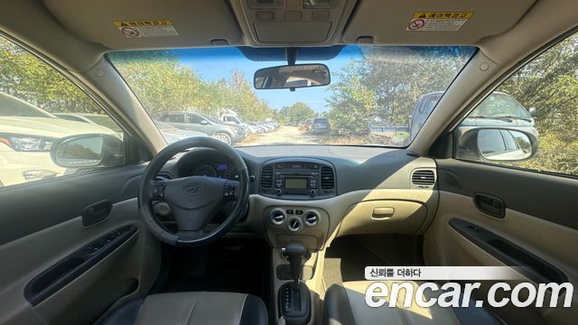 Hyundai Verna 2010 — photo 6
