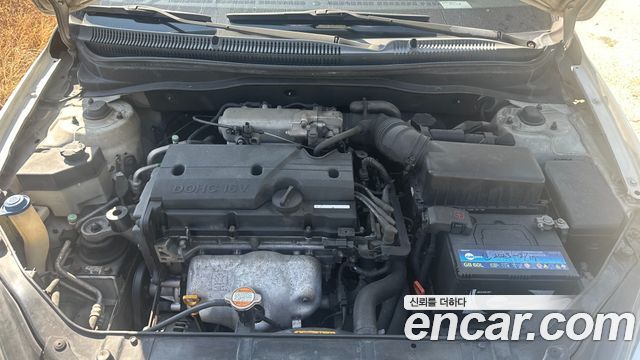 Hyundai Verna 2010 — photo 17