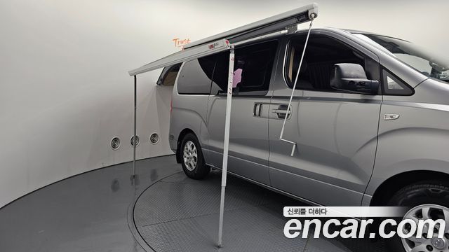 Hyundai Starex 2015 — photo 19