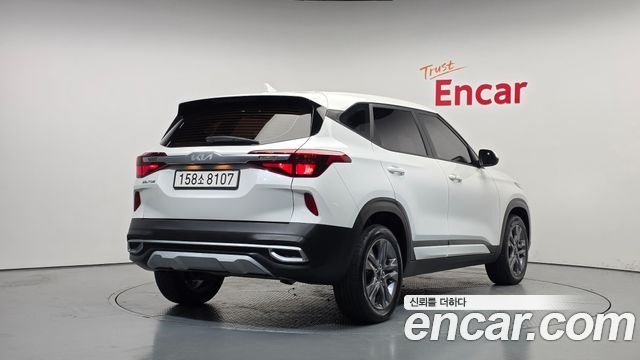 Kia Seltos 2022 — photo 2