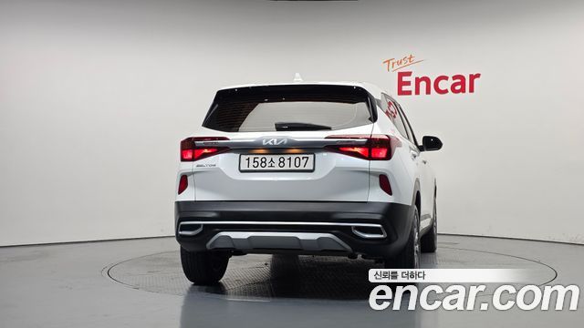 Kia Seltos 2022 — photo 4