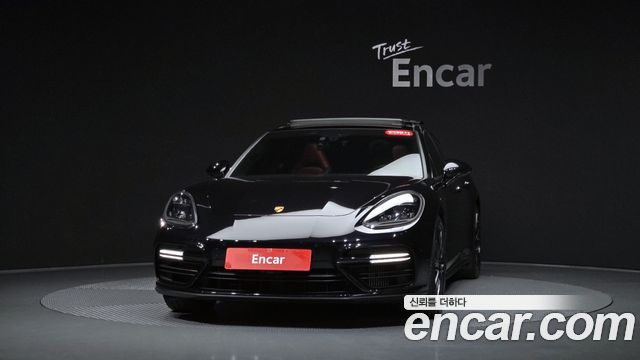 Porsche Panamera 2018 — photo 3