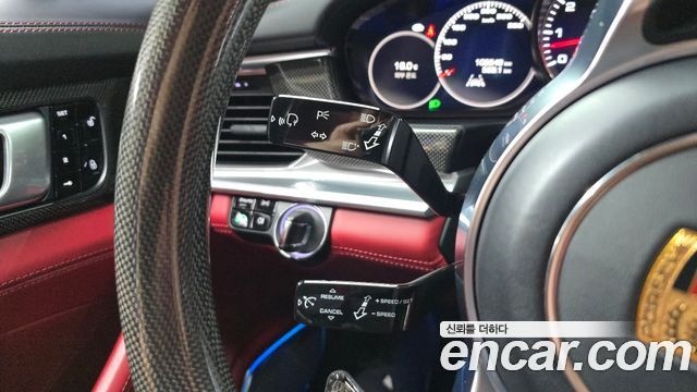 Porsche Panamera 2018 — photo 25