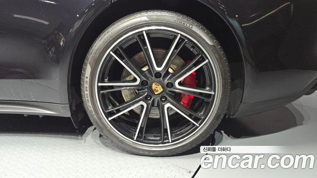 Porsche Panamera 2018 — photo 7