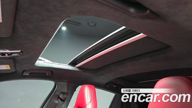 Porsche Panamera 2018 — photo 34
