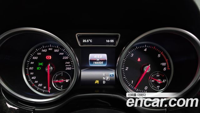 Mercedes-Benz GLE-Class 2017 — photo 11