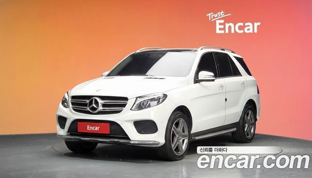 Mercedes-Benz GLE-Class 2017 — photo 1