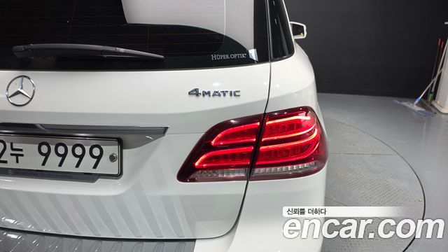 Mercedes-Benz GLE-Class 2017 — photo 9