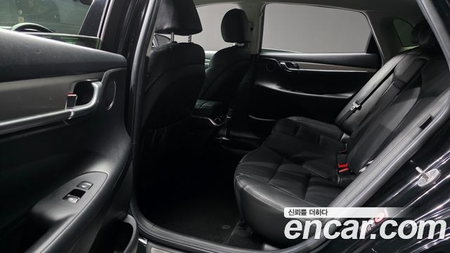 Hyundai Grandeur 2023 — photo 12