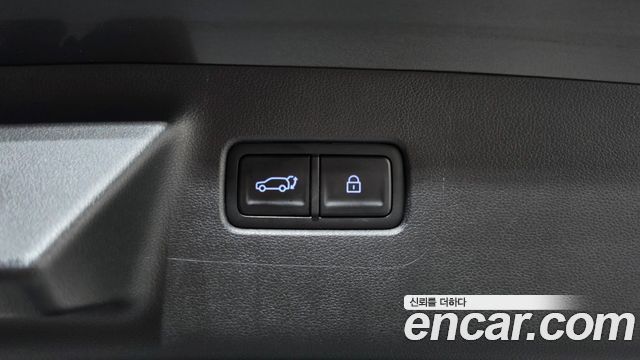 Hyundai Santafe 2024 — photo 24