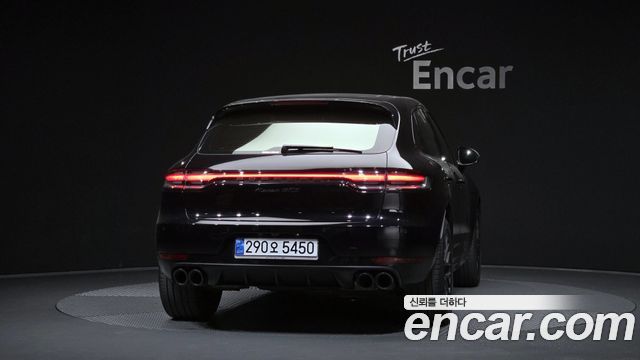 Porsche Macan 2020 — photo 4
