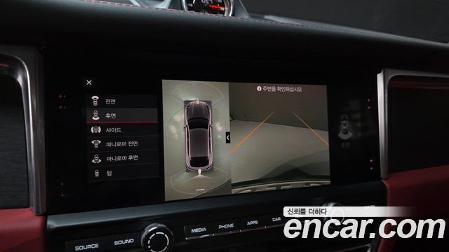 Porsche Macan 2020 — photo 20