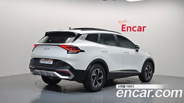 Kia Sportage 2022 — photo 2