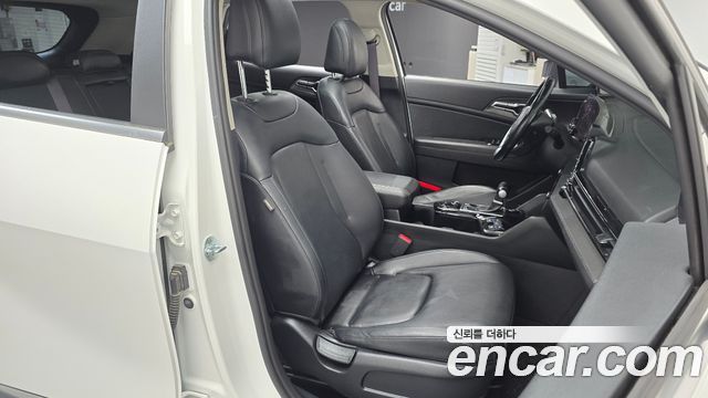 Kia Sportage 2022 — photo 16