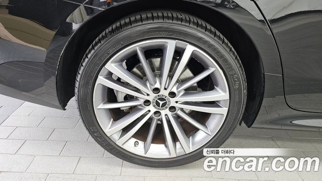 Mercedes-Benz CLS-Class 2019 — photo 5