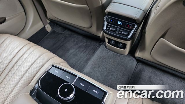 Kia K8 2023 — photo 25
