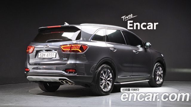 Kia Sorento 2019 — photo 2