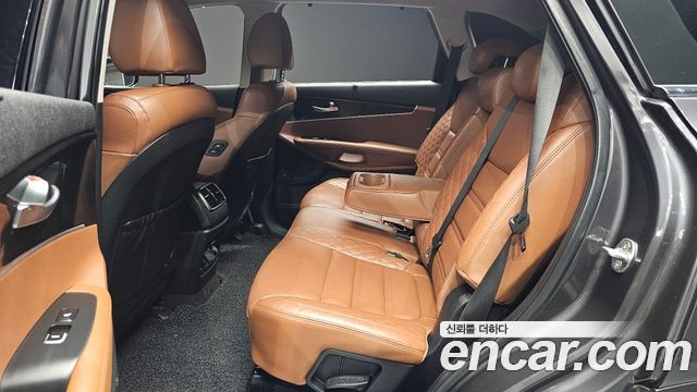 Kia Sorento 2019 — photo 17