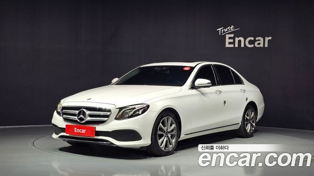 Mercedes-Benz E-Class 2019 — photo 1