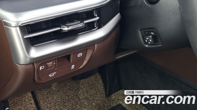 Hyundai Grandeur 2025 — photo 18