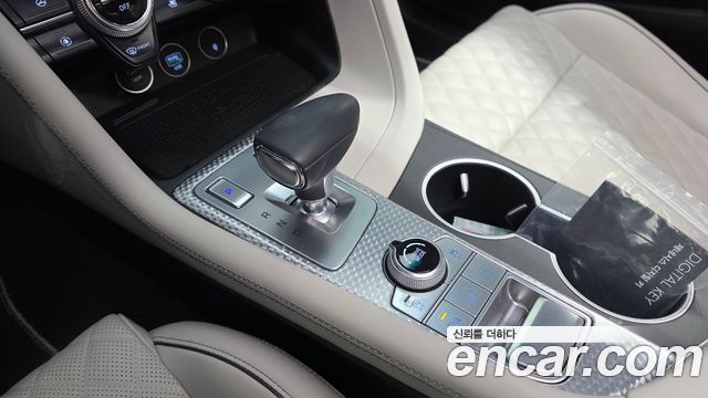 Genesis G70 2023 — photo 12