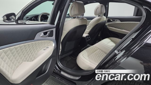 Genesis G70 2023 — photo 17