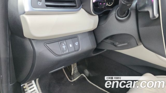 Genesis G70 2023 — photo 28
