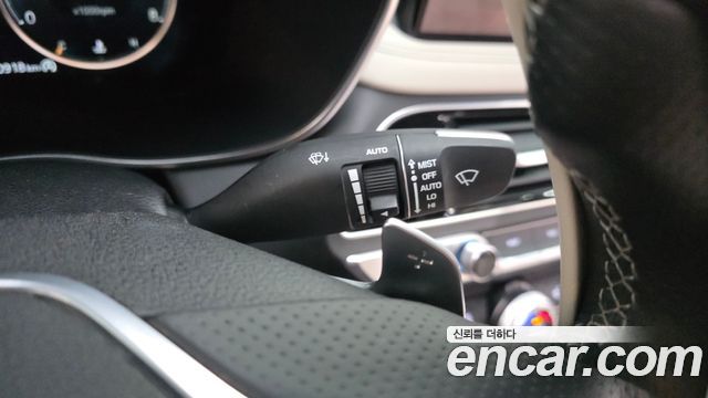 Genesis G70 2023 — photo 29
