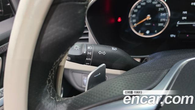 Genesis G70 2023 — photo 36