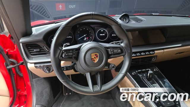 Porsche 911 2022 — photo 19