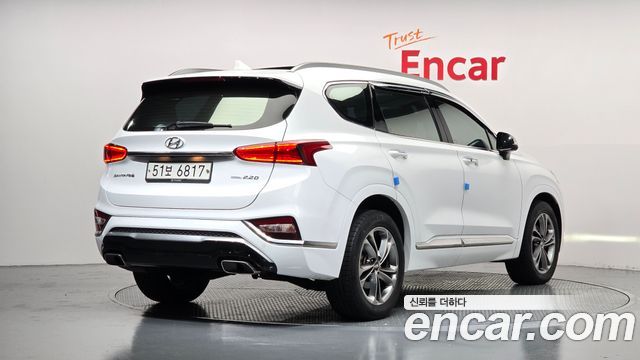 Hyundai Santafe 2019 — photo 2