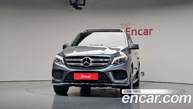 Mercedes-Benz GLE-Class 2018 — photo 3