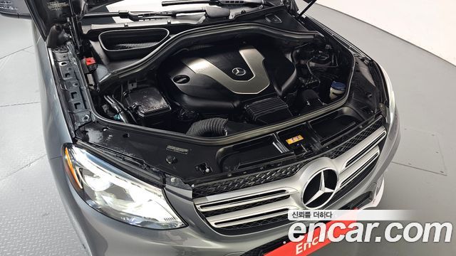 Mercedes-Benz GLE-Class 2018 — photo 6