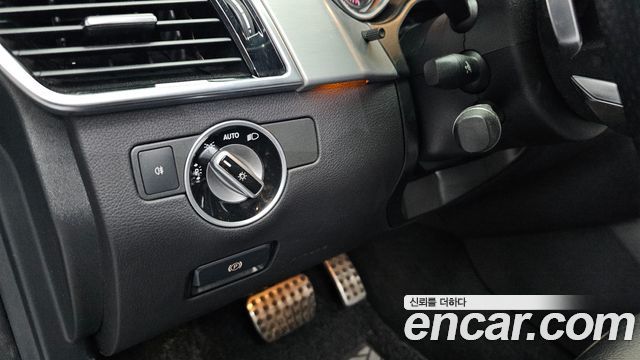 Mercedes-Benz GLE-Class 2018 — photo 20
