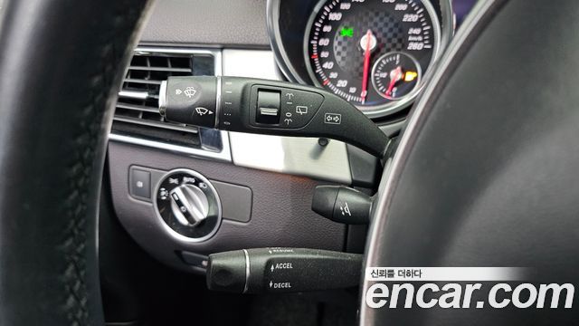 Mercedes-Benz GLE-Class 2018 — photo 21