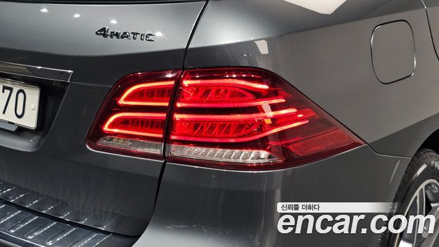 Mercedes-Benz GLE-Class 2018 — photo 9