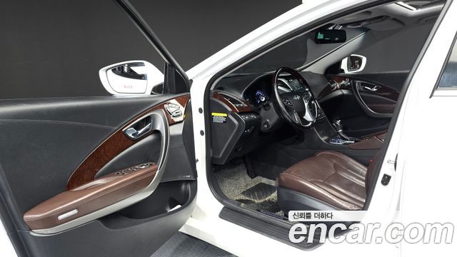 Hyundai Grandeur 2015 — photo 10