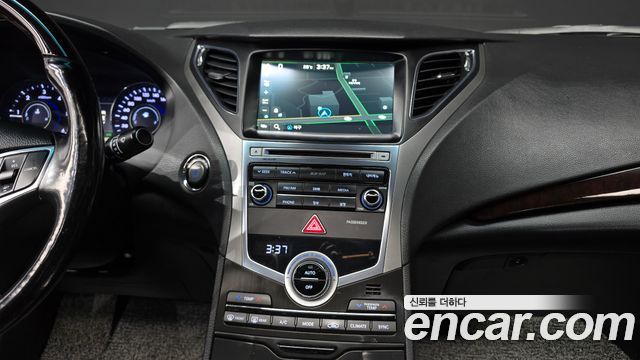 Hyundai Grandeur 2015 — photo 13
