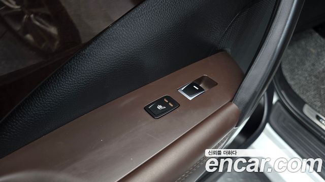 Hyundai Grandeur 2015 — photo 16