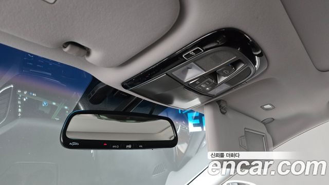 Hyundai Grandeur 2015 — photo 18