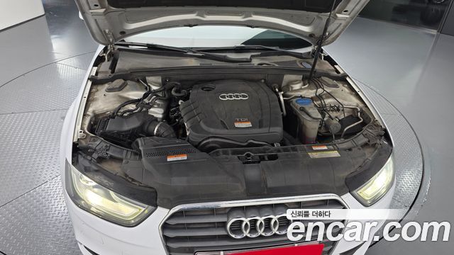 Audi A4 2013 — photo 6