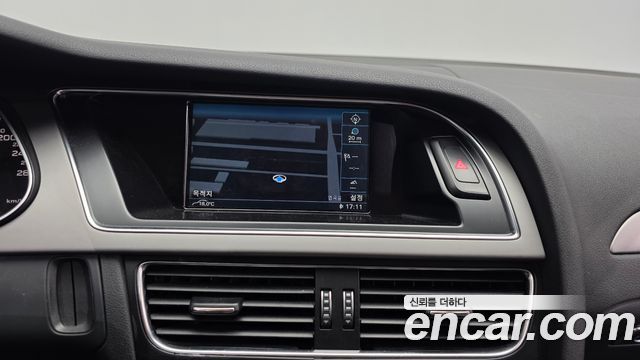 Audi A4 2013 — photo 20