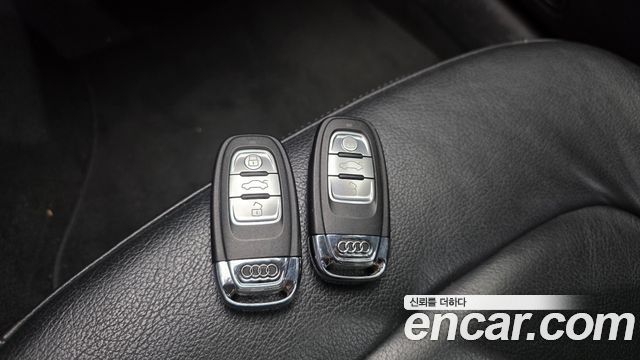 Audi A4 2013 — photo 30