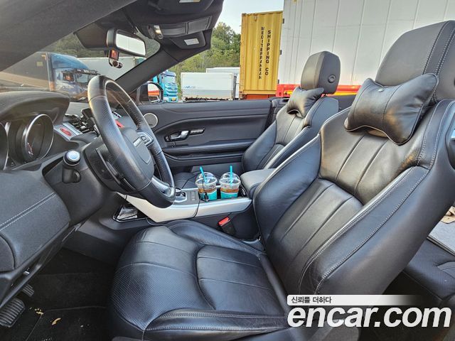 Land Rover Range Rover Evoque 2019 — photo 16