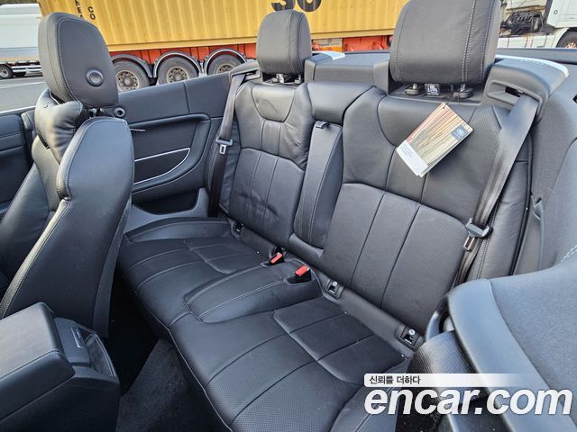 Land Rover Range Rover Evoque 2019 — photo 17